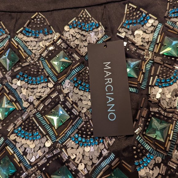 new Marciano black satin mini skirt size 6 with jewels encrusted around skirt - Picture 5 of 5